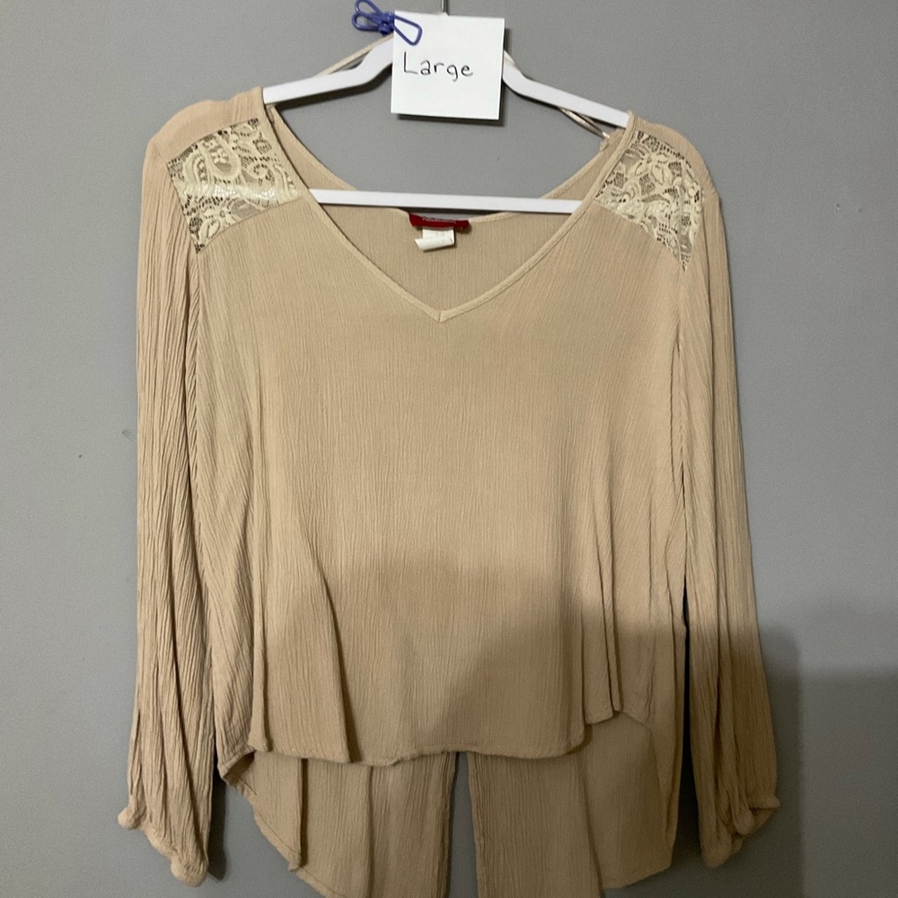 Women’s Blouse